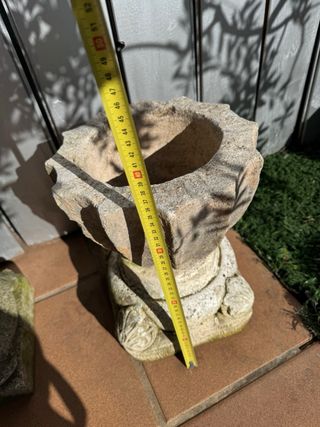 2 Macetas de Piedra Beige y Gris