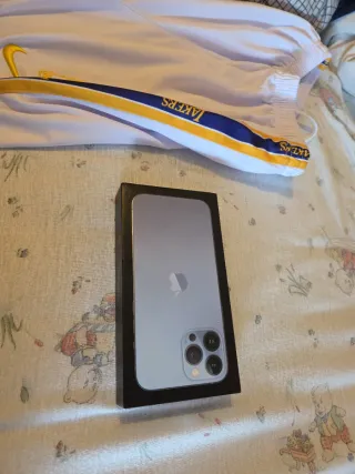 Caja iPhone 12 Pro Max