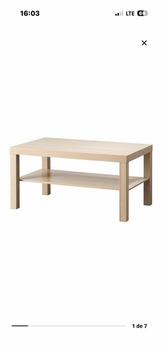 Mesa de centro de madera clara
