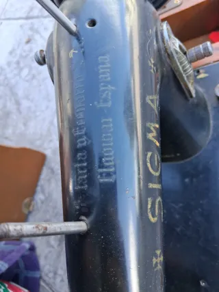 Máquina de coser Sigma vintage