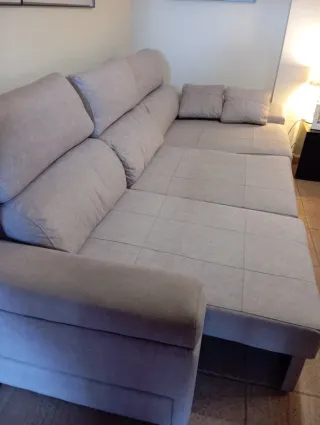 Sofá cheslong tela beige/gris