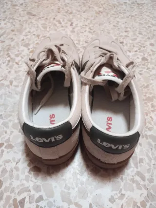 Zapatillas Levi's Beige y Verde