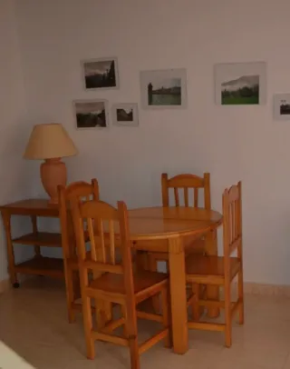 Muebles de madera maciza de pino