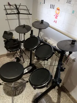 Batería Electrónica Alesis