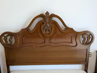 Cabecero y pie de cama doble de madera vintage
