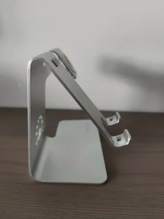 Soporte Ti-Apex para iPhone y iWatch. Ti-mingle