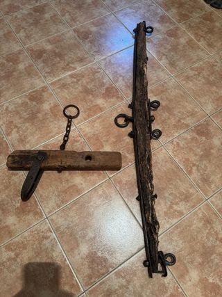 Yugo antiguo para decoración
