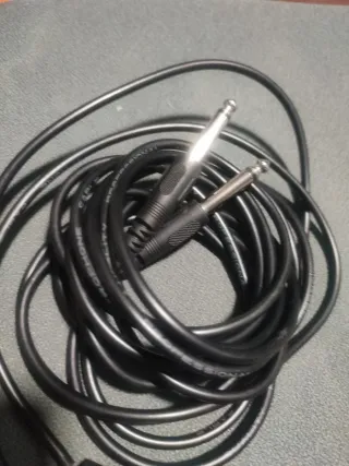 2 Micrófonos Karaoke con Cable