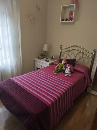 Habitación con cama 90cm