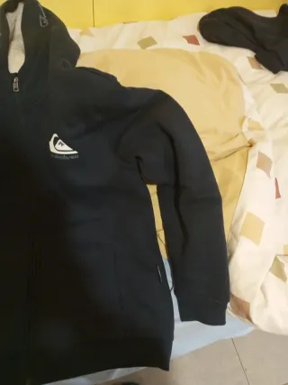 Sudadera Quiksilver Negra con Forro Polar