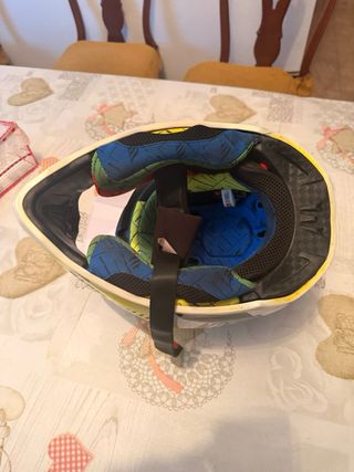 Casco Motocross MT Falcon T-S Amarillo