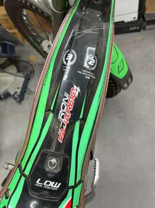 Moto de trial matriculada