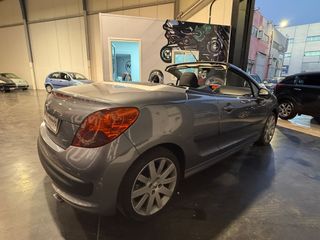 Peugeot 207 CC 1.6 HDi 16v Sport