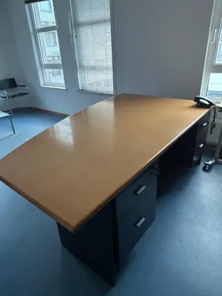 Escritorio de oficina clásico