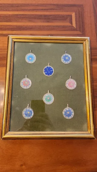 Cornici con medaglie in antica murrina