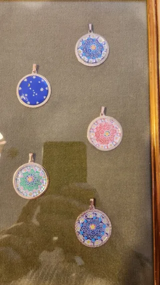 Cornici con medaglie in antica murrina