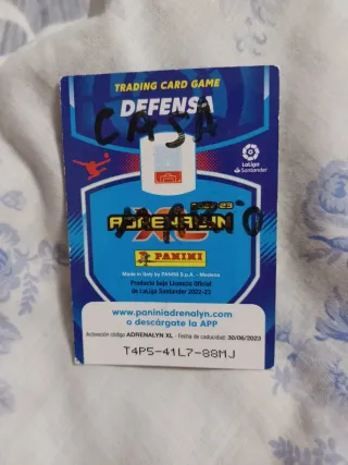 Cromo Pau Torres Premium Oro 23/24