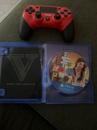 GTA V PS4 + Mando PS4 Rojo