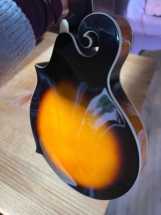 Mandolina Harley Benton HBMA-100E-VS + FUNDA