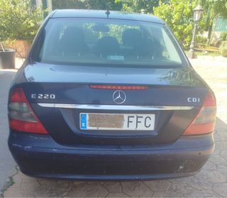 Mercedes-Benz Clase E 2006