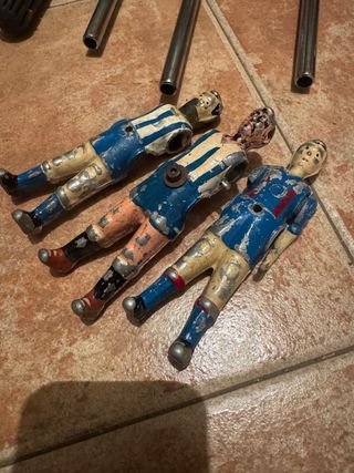 Muñecos futbolín antiguos