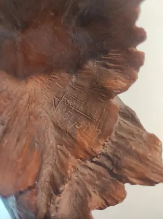 Escultura Josep Bofill numerada resina piedra