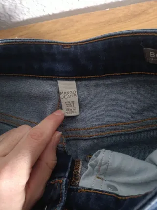 Pantalón vaquero mango Talla 36