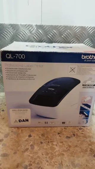 Impresora de etiquetas Brother GL-700