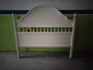 Cabezal de cama de madera blanco 1.35