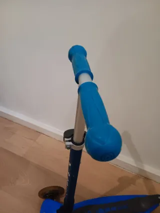 Patinete Globber 3 ruedas azul