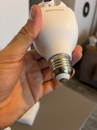 Cámara Bombilla WiFi 2K 3MP CIKIVXO