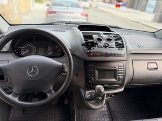 Mercedes-Benz Vito 2012