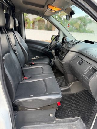 Mercedes-Benz Vito 2012