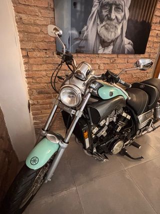 Yamaha VMAX 1200 Clásica