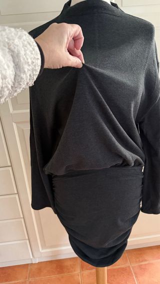 Vestido de punto gris