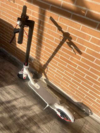Patinete Eléctrico Xiaomi M365 Blanco