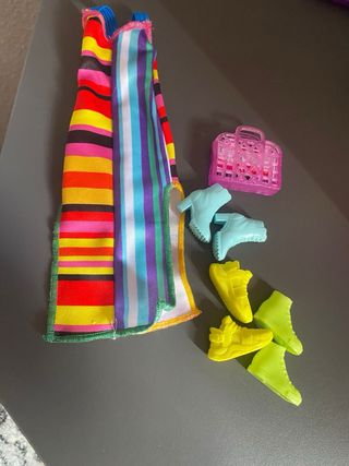 Conjunto Barbie: Cafetería y Muñecas