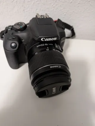 Cámara Canon EOS 2000D + objetivos