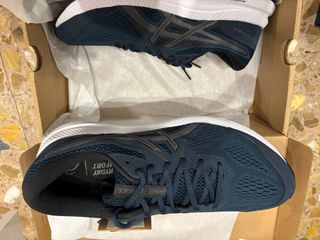 ASICS GEL-CONTEND 7 Talla 44.5 Nuevas