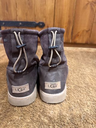 Botas UGG Marrones Impermeables