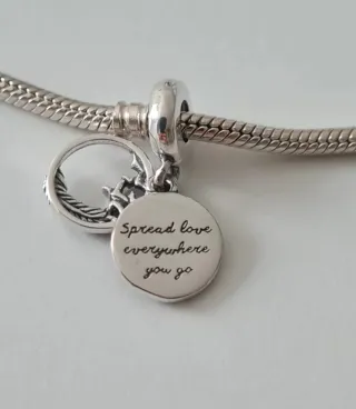 Pandora Piuma Pavè Charm Viola Argento