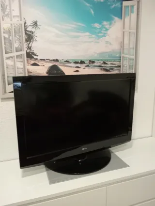 Televisor LG Negro 45 pulgadas