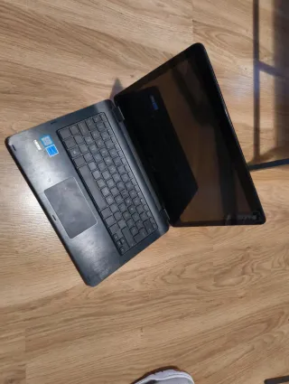 Portátil ASUS Negro