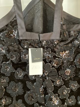 Vestido negro lentejuelas Zara