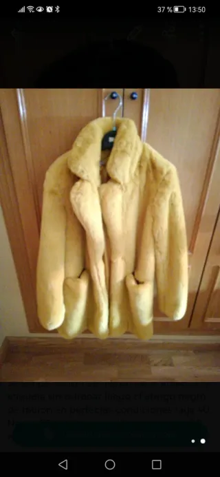 Abrigo muton sintético amarillo sin estrenar