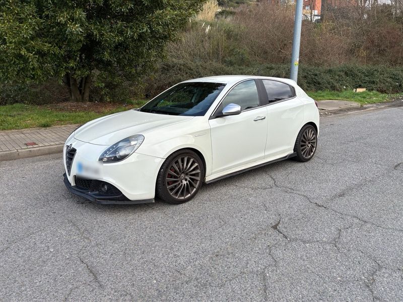 Alfa Romeo Giulietta 2.0 JTDM - SPORT 200cv - foto 1