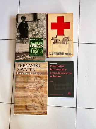 Vendo colección de 37 libros de tapa dura.