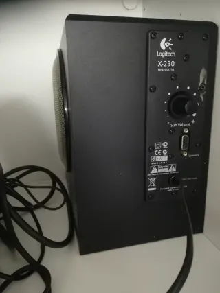 Logitech X-230 Sistema de Altavoces 2.1 PC