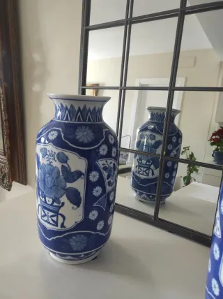 Coppia di vasi cinesi blu e bianchi