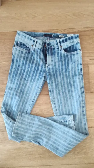 Pantalón vaquero Salsa Jeans a rayas